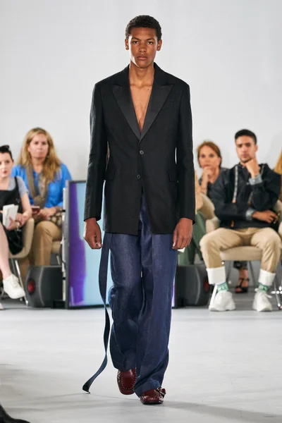 Look 38